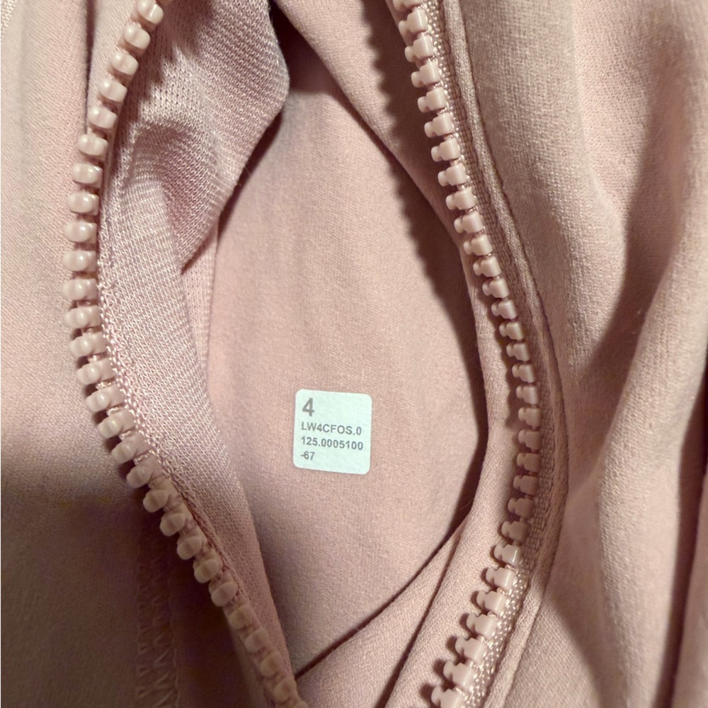 Fake vs Real Lululemon Define Jackets - Picture 10 of 11